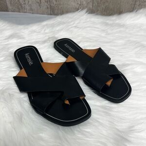 Kensie Nala Black Flat Sandals